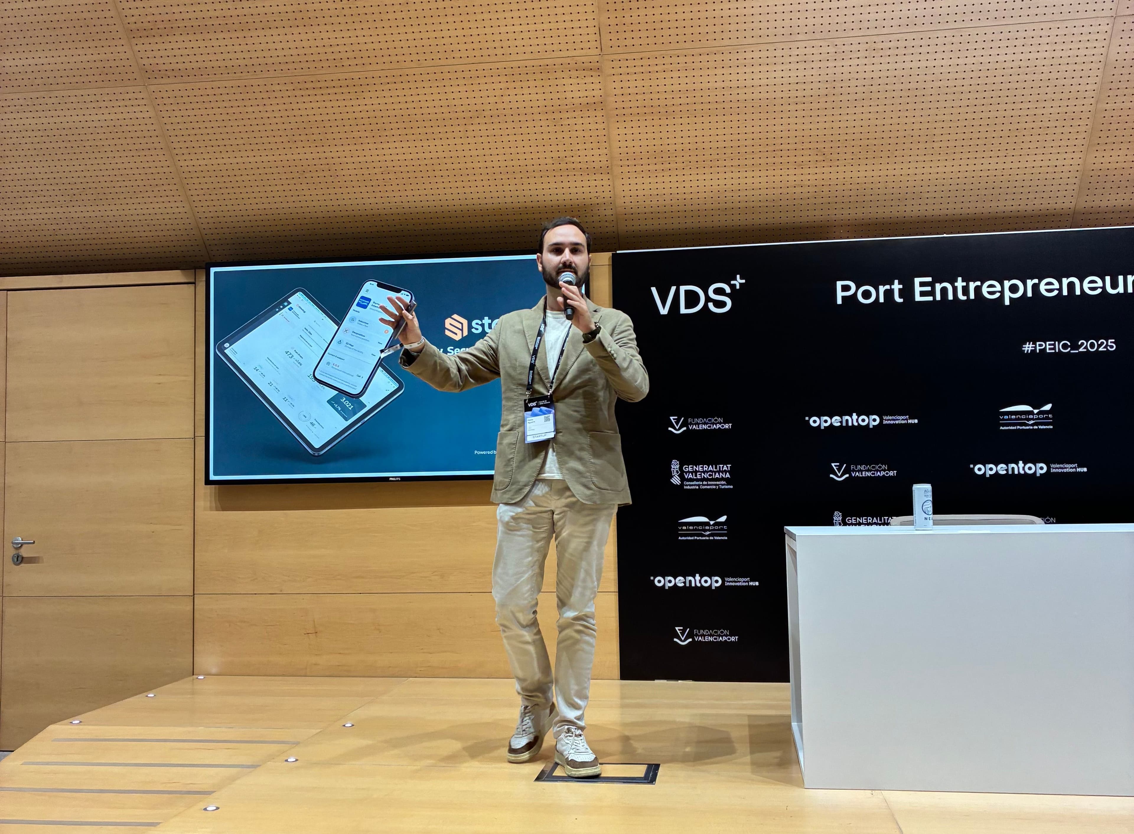 Stowlog participates in the PEIC 2025